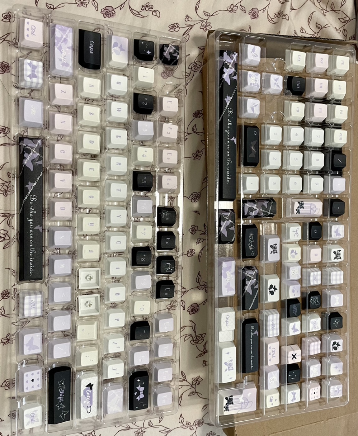 Full butterfly keycap kit layout in trays